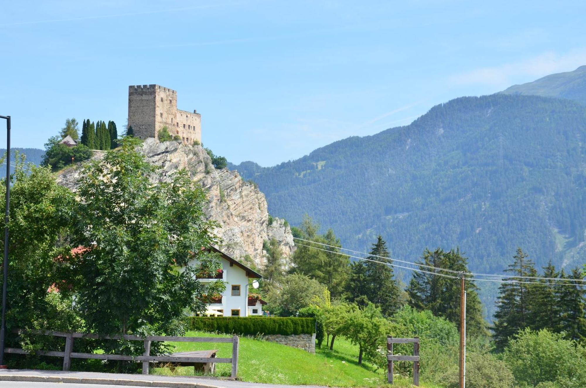 Alpenzeit Villa Ladis Kamer foto